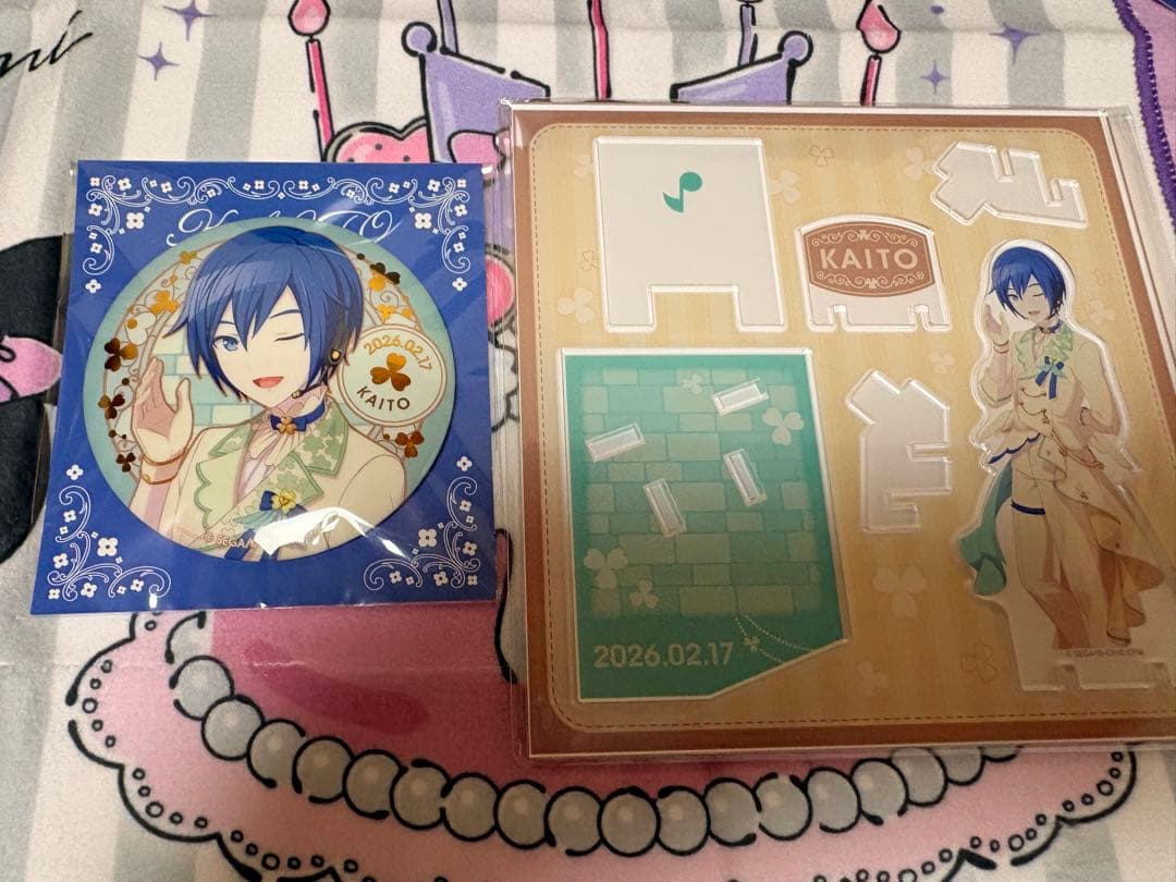 プロセカ はぴこれ KAITO 誕生日 アクスタB 缶バッジF - メルカリ