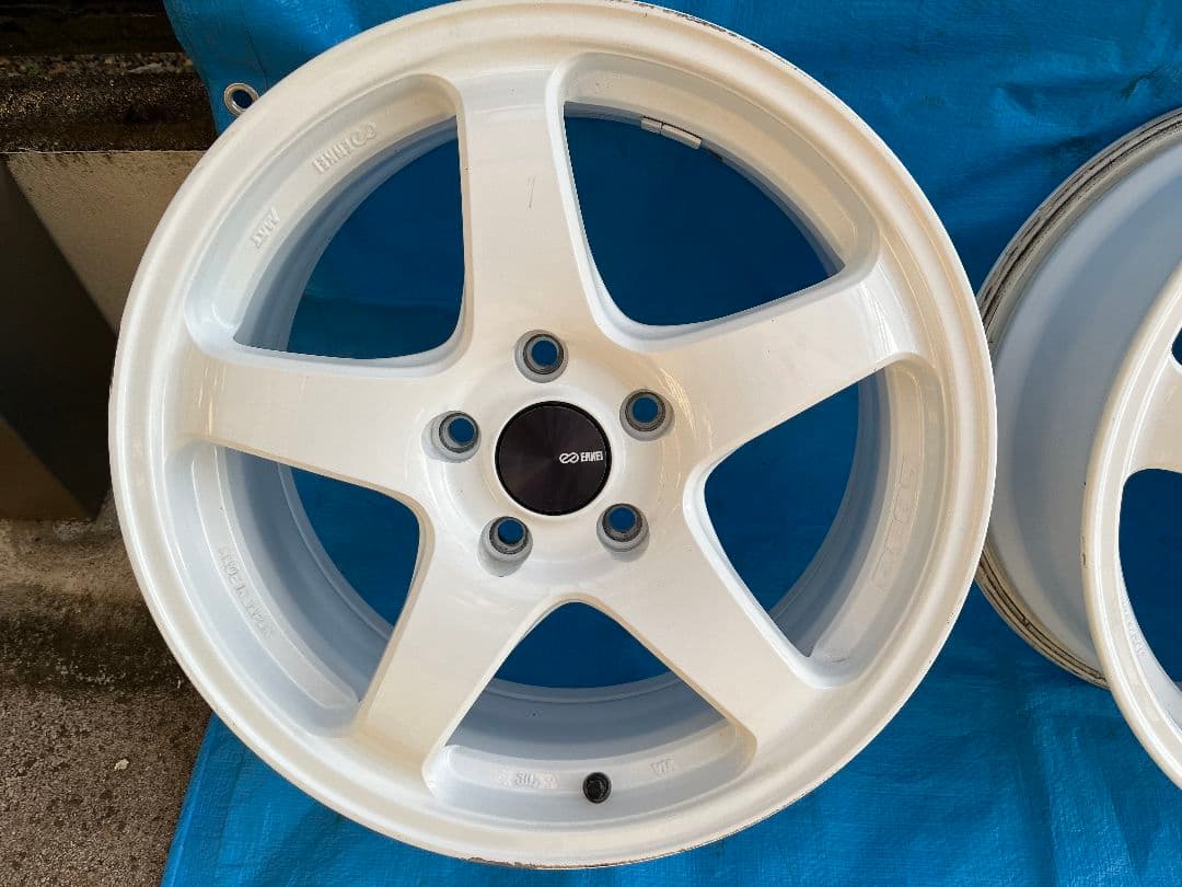 ENKEI エンケイ PF05 17×7.0J 45 PCD114.3 5穴