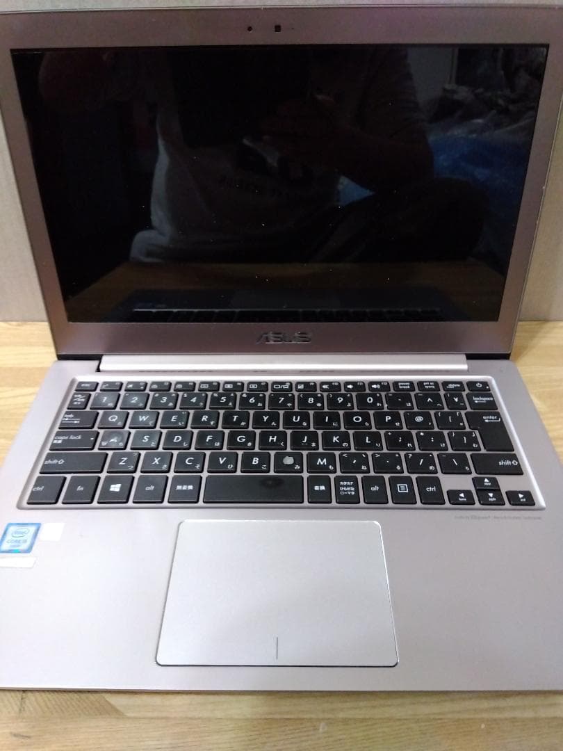 Windowsノート本体 ASUS Zenbook UX303 Amazon.com: ASUS UX303LA-DS52T Laptop (Windows 8.1, Intel Core i5