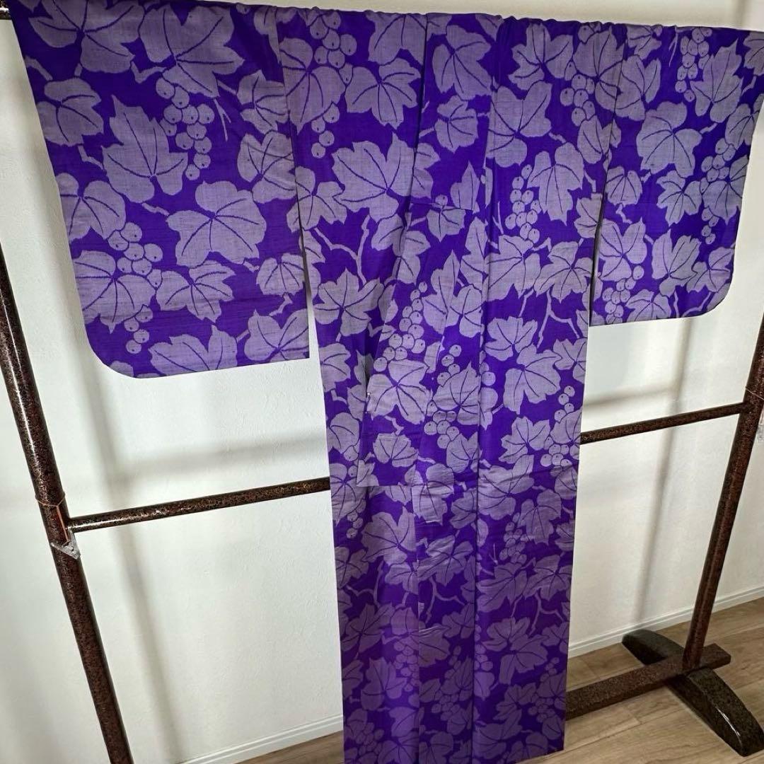 超美品 袷 正絹 着物 157 アンティーク ヴィンテージ 銘仙 紫 ぶどう