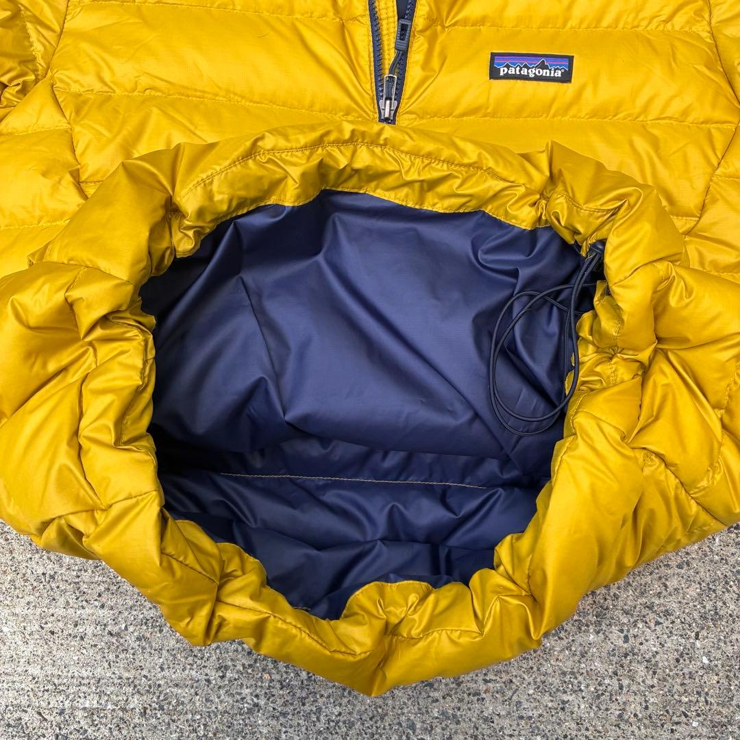 《希少/美品》パタゴニア ダウンセーターフーディ プルオーバー メンズM