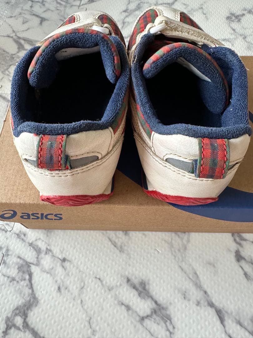 ファミリア アシックス スニーカー 18cm familiar - メルカリ