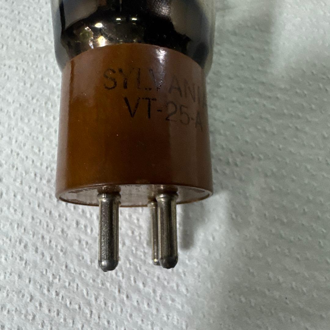 父の遺品整理SYLVANIA VT-25A 真空管4本セット