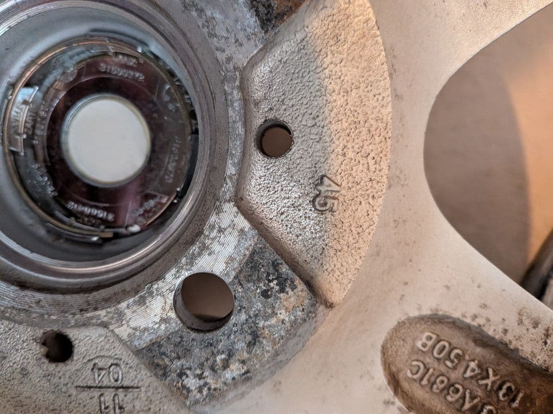 【tatata】 13インチ ブリヂストンFEID 4.5J 4穴