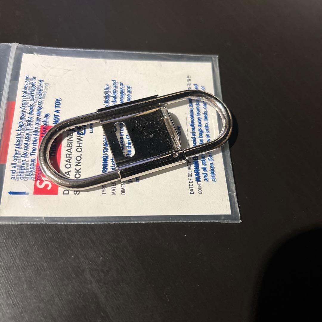 アクセサリー Supreme / CDW Delta Carabiner \"Silver\"