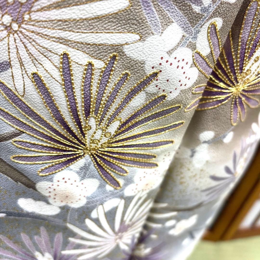 正絹　付け下げ　友禅染《金彩　金駒刺繍　花々》