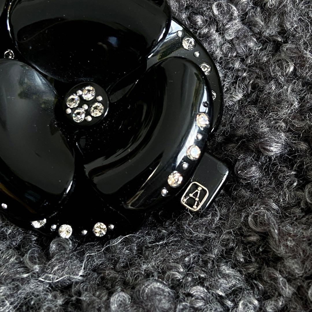 アレクサンドルドゥパリ フラワー バレッタ ダブルカメリア 黒 夏