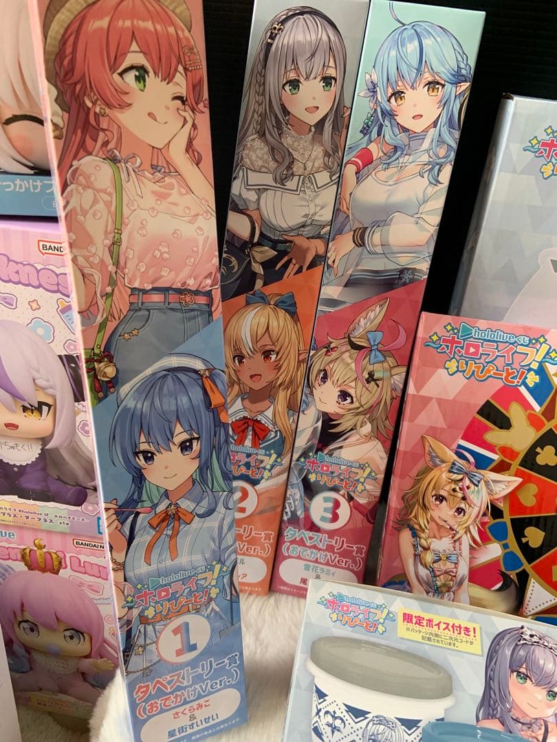 ホロライブ ホロライブくじ コンプ グッズ大量まとめ売り - メルカリ