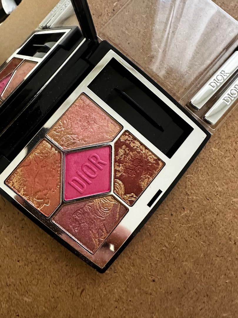 Dior サンク クルール 974 ピンクリヴィエラ 限定色 箱なし - メルカリ