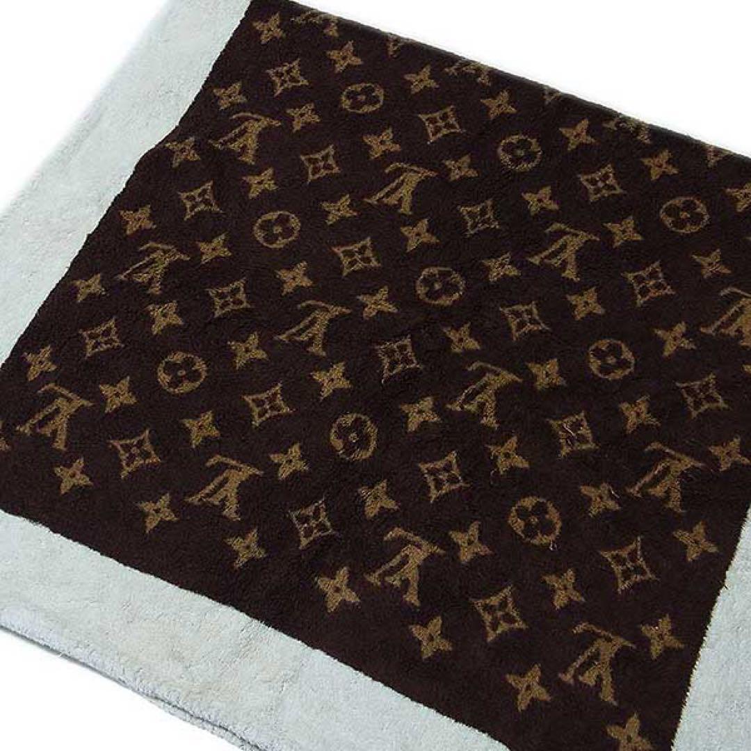 LOUIS VUITTON】モノグラム ビーチタオル タオルケット - メルカリ
