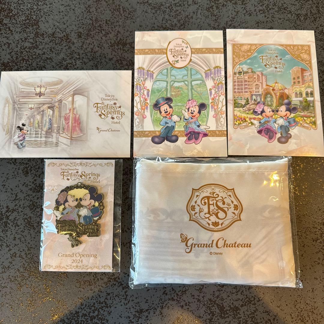 ファンタジースプリングス　グランシャトー　ピンバッジ　バッグ　ポストカードセット ピンバッジセット（ファンタジースプリングスグッズ）| キャステル