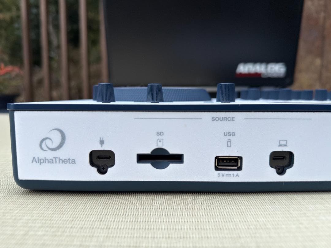 美品｜ケース付】 OMNIS-DUO｜バッテリー駆動・スタンドアロンDJ