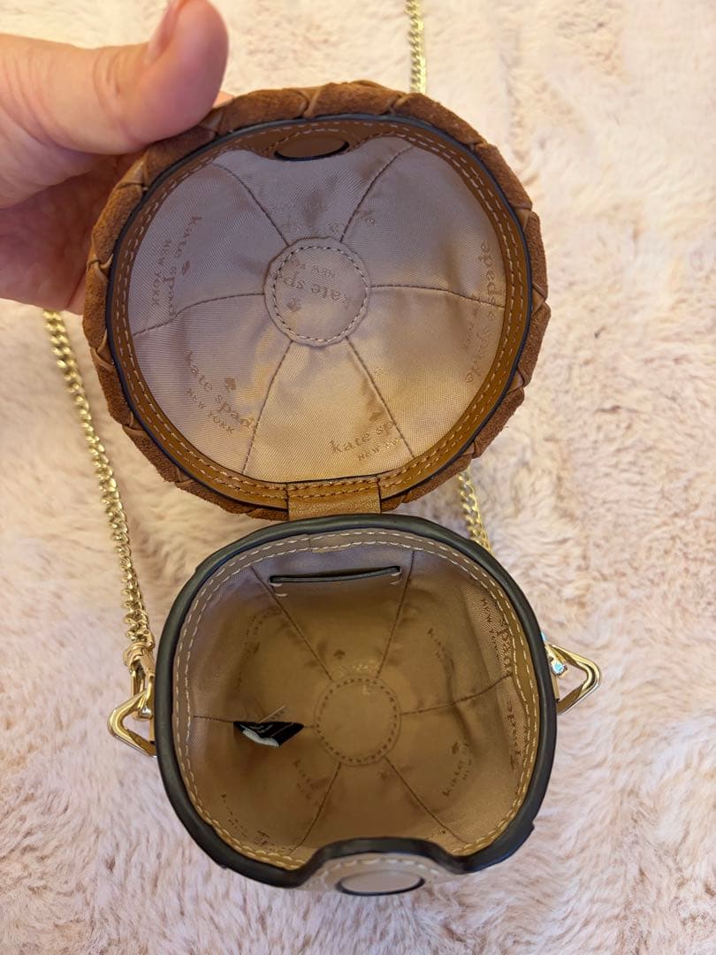 ケイトスペード 3D クロスボディバック どんぐり ドングリ
