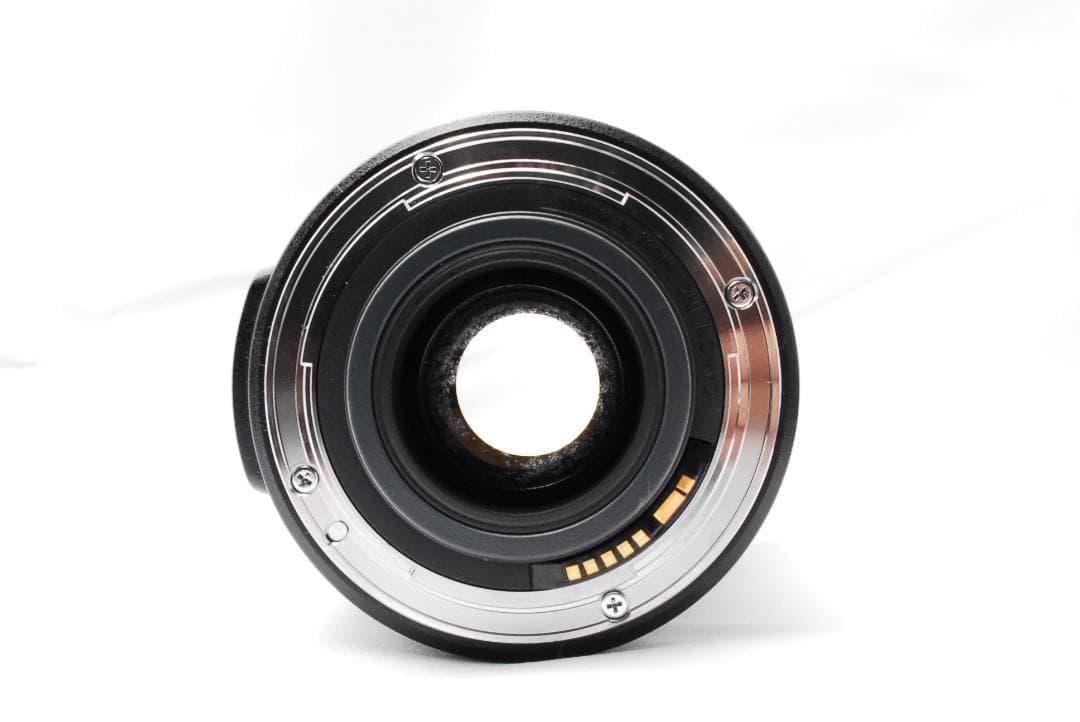 Canon EF-S 18-135mm F3.5-5.6 IS 広角レンズ