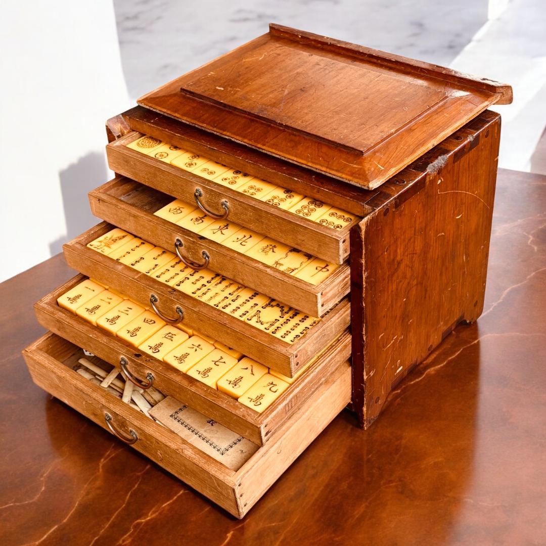 【珍品】 麻雀牌 骨董品 アンティーク 木箱 時代物 骨董 2026年最新】麻雀牌 木箱の人気アイテム - メルカリ