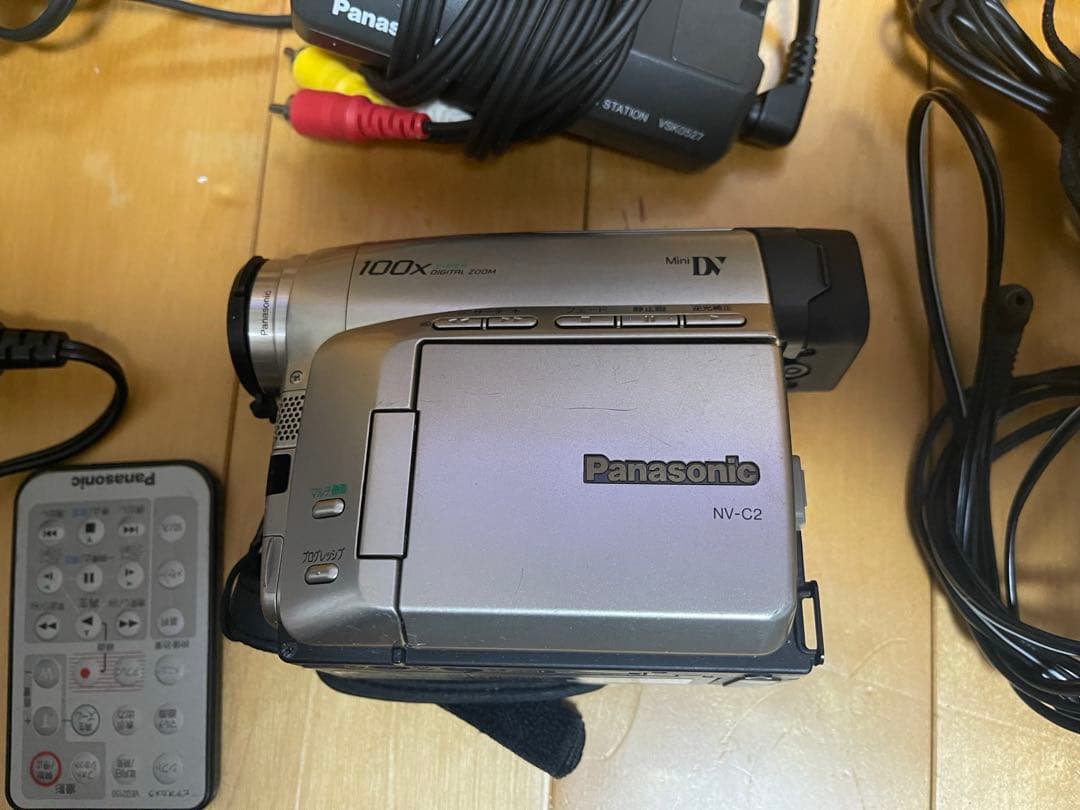 Panasonic NV-C2 ビデオカメラ Mini DV - メルカリ