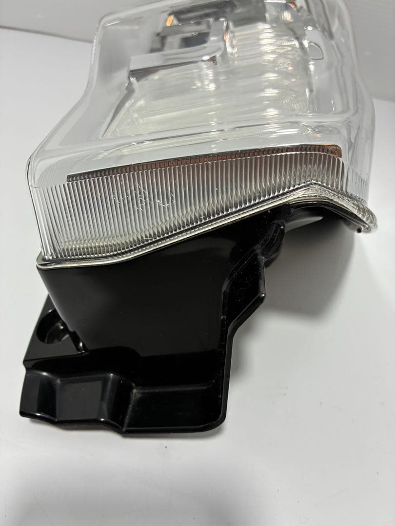 ダイハツ 純正 タント LA600S 左テールランプ 81560-B2582 最