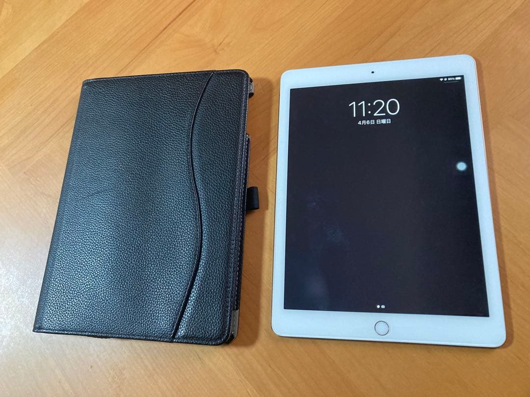 ！美品！iPad Air2 16G 折りたたみケース付き iPad Air2 ケース 三つ折り保護カバー クリアケース アイパッドエアー2