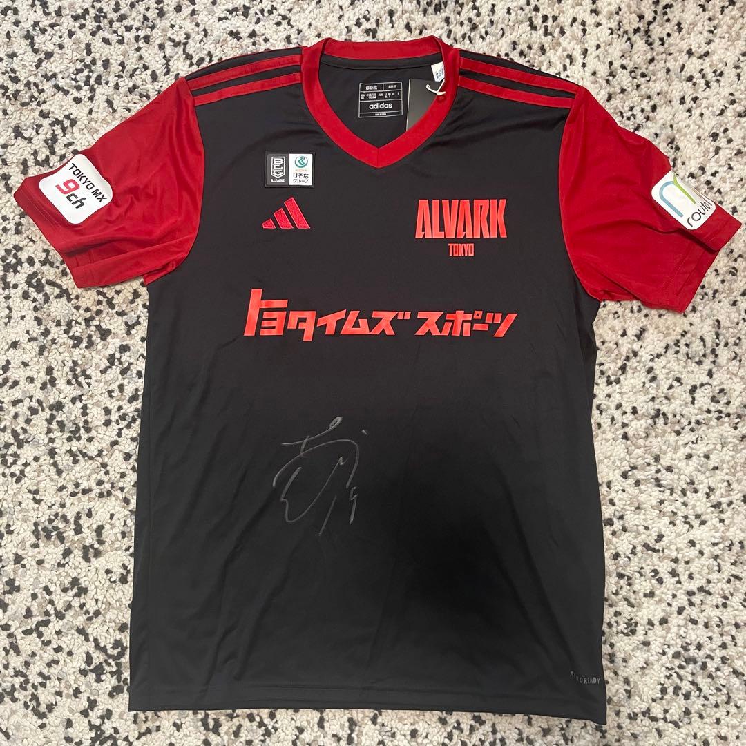 ALVARK TOKYO 安藤周人選手 サイン入りシャツ #9 HATTRICK（ハットトリック）-選手の想いをファンへ届ける公式