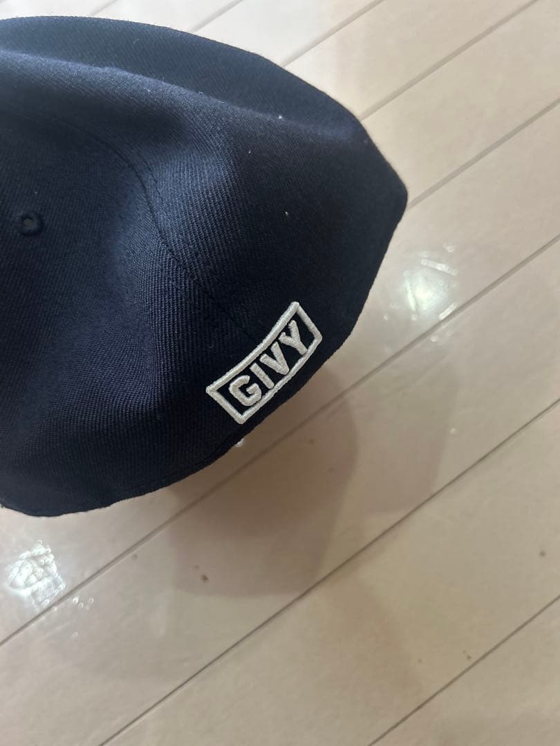 GOODENOUGH New Era GEロゴキャップ 7 1/2 美品 - メルカリ