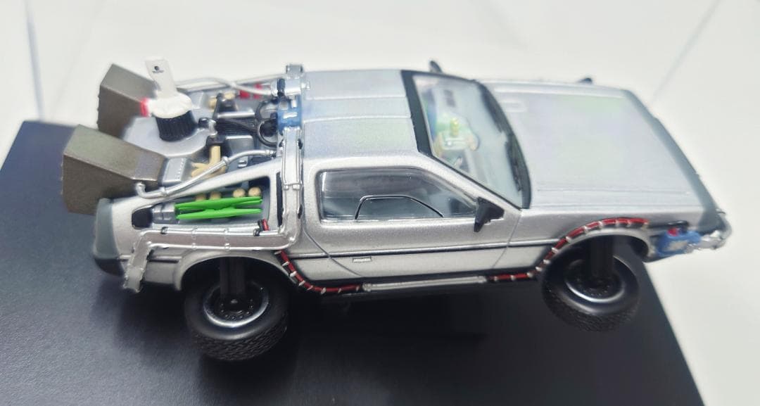 スカイネット バックトゥザフューチャー デロリアン PARTⅡ 1/4 - メルカリ