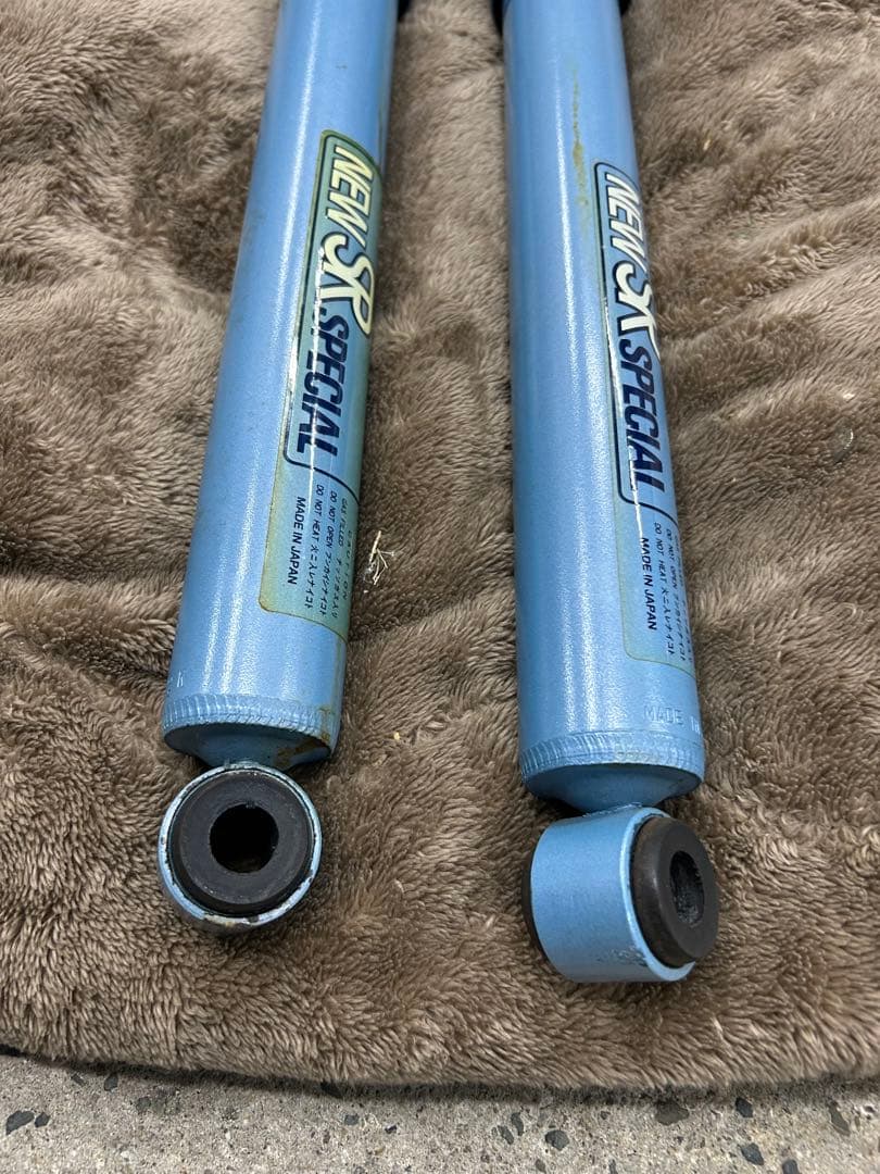 M*S様 510ブルーバード カヤバ リアショックアブソーバー 早いもの勝ち