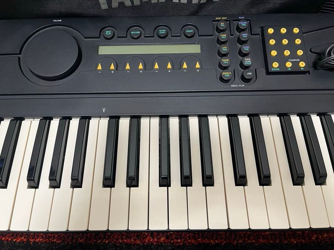 YAMAHA EOS YS200 デジタルシンセサイザー 61鍵盤 - メルカリ