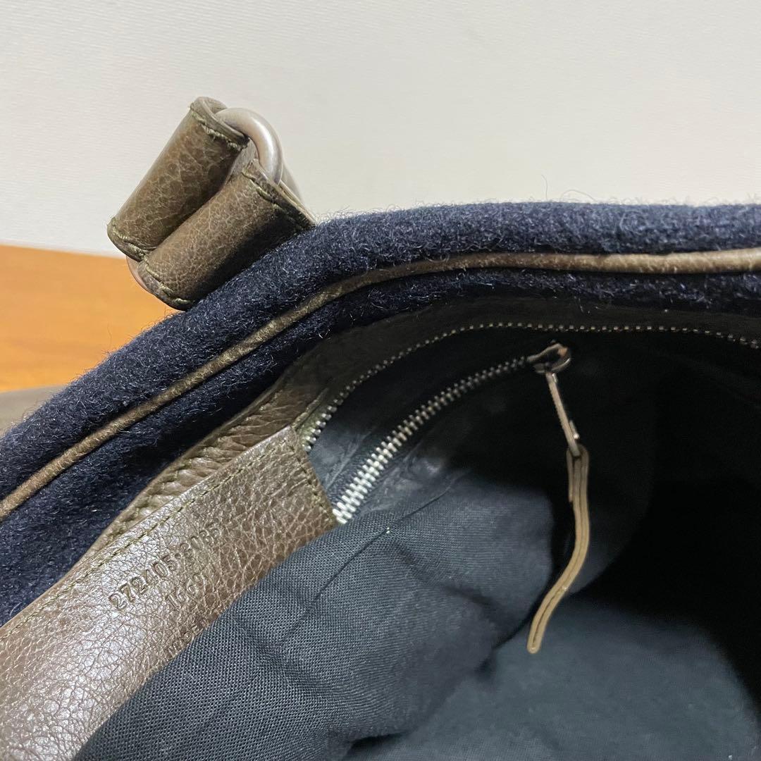 《美品》BALENCIAGA（バレンシアガ）レザー ハンドバッグ ネイビー