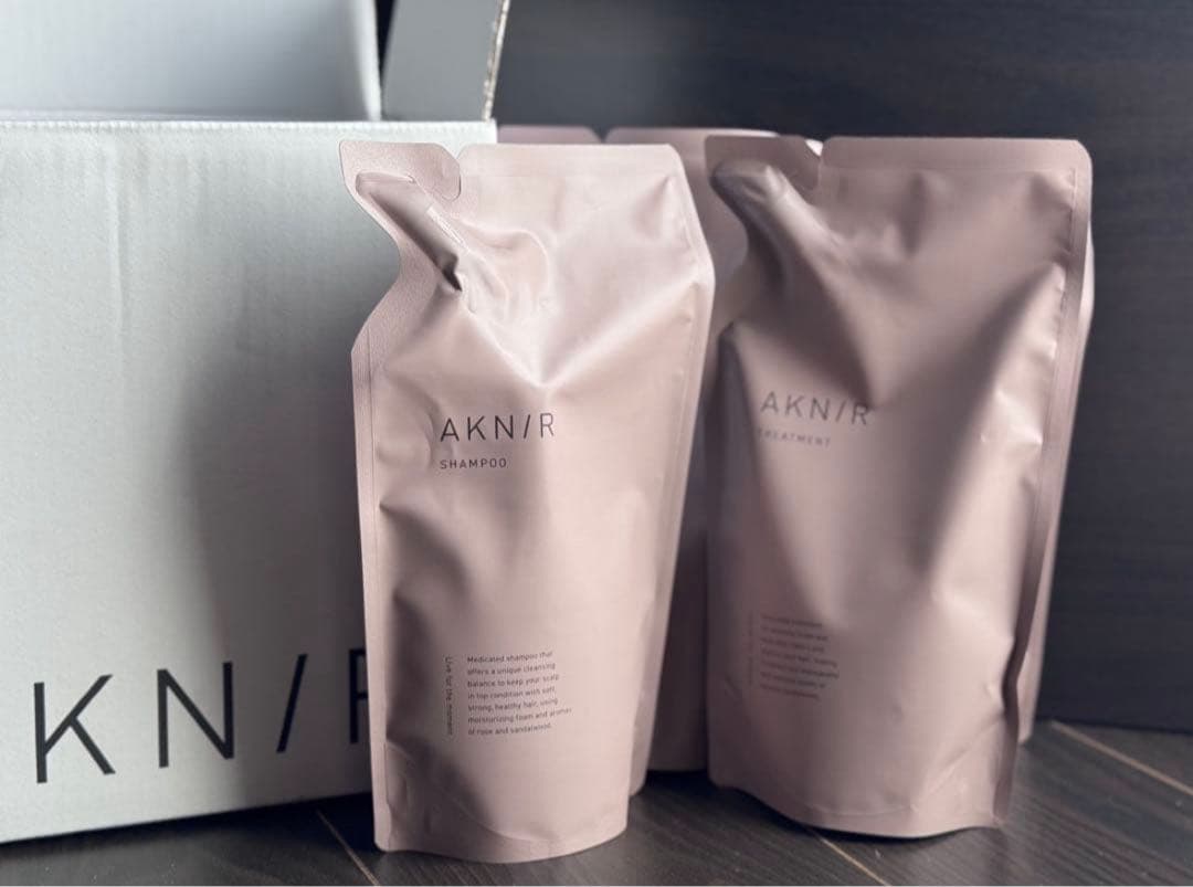 [未使用品] AKNIR アクニー　薬用ヘアシャンプー① Amazon | AKNIR アクニー 【濃密薬用処方】 シャンプー 梨花 監修 泡