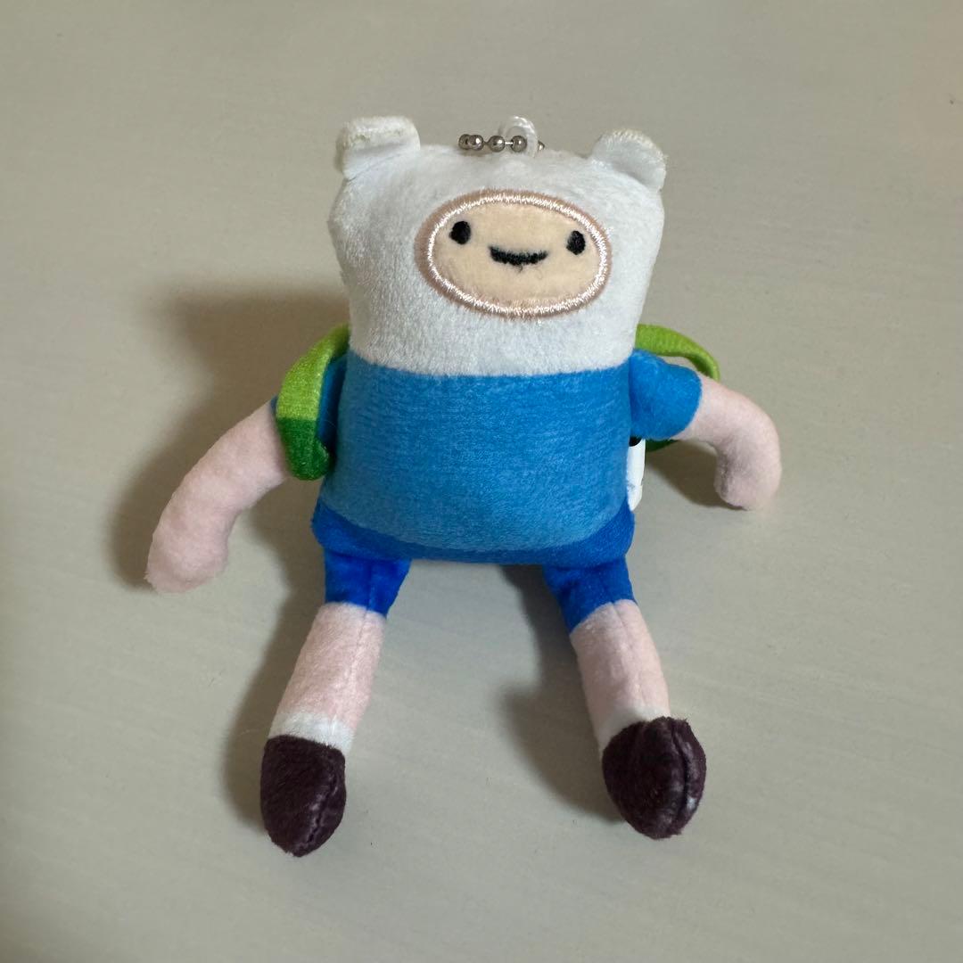 アドベンチャータイム フィン ぬいぐるみキーホルダー - メルカリ