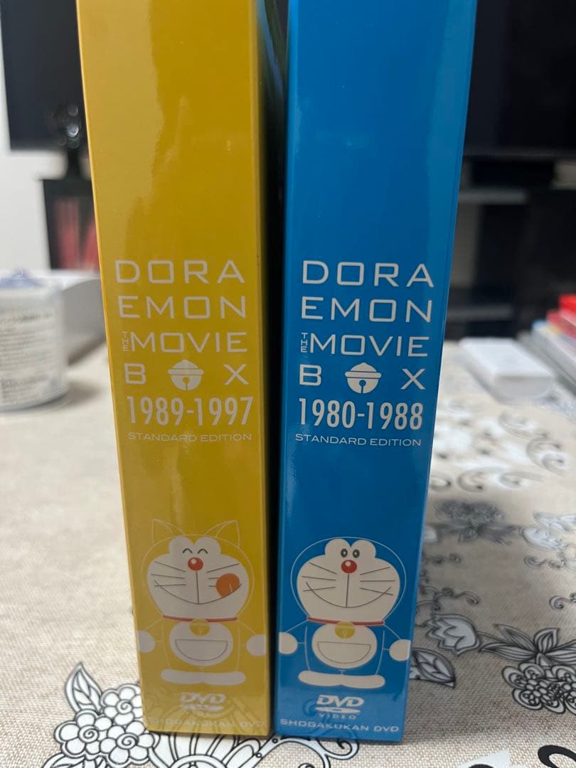 DORAEMON MOVIE BOX 2本セット(青、黄)
