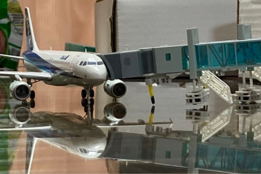 最終価格】Passenger Bridge PBB 搭乗橋 1/200 - メルカリ