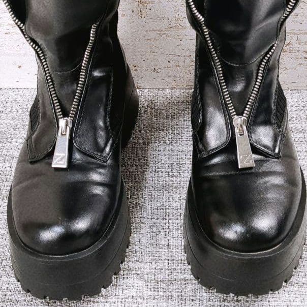 美品 ZARA ザラ 厚底ブーツ トラックソール フロントジップ レザー 24