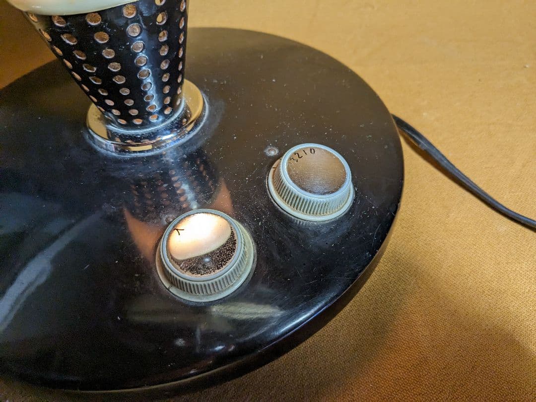 扇風機 昭和レトロ 東芝 Toshiba 夕顔 LP形 4枚羽根 東芝 - メルカリ