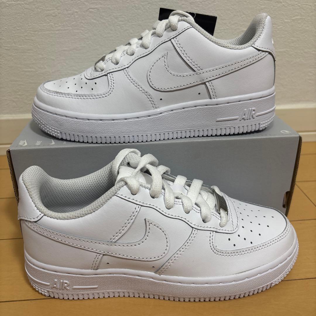 新品 NIKE AIRFORCE 1 LE (GS) 21cm - メルカリ