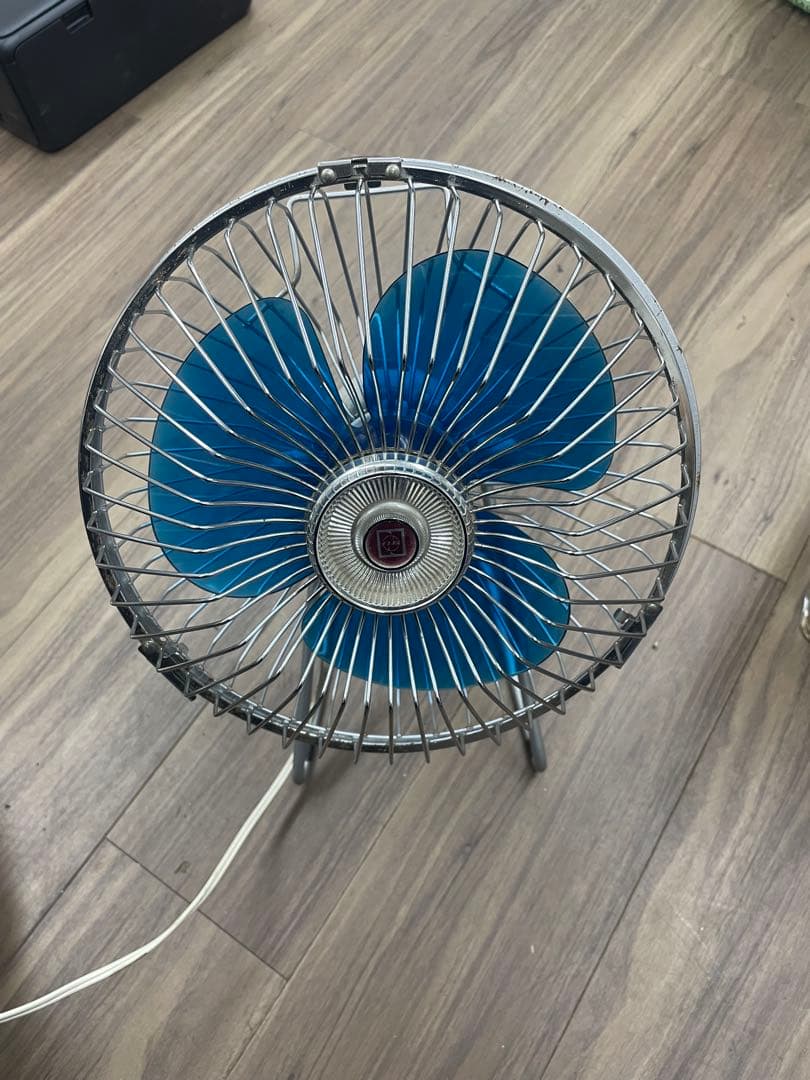 卓上扇風機 F-20A1 スタンド式 青い羽根　ナショナル 卓上扇風機 F-20A1 スタンド式 青い羽根 ナショナル - メルカリ