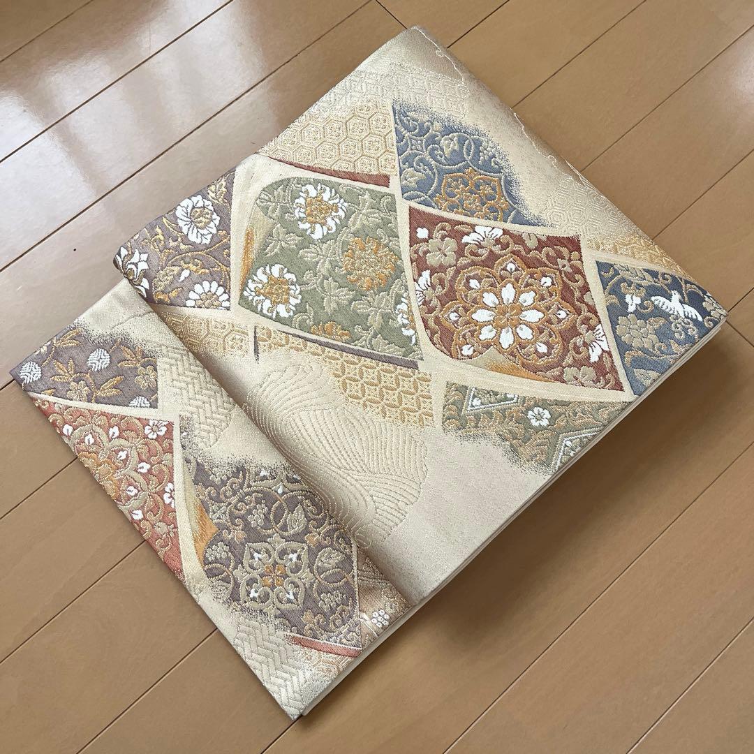 袋帯 三越誂製 正絹 色紙と雪輪 温かみのシャンパンゴールド 上品な