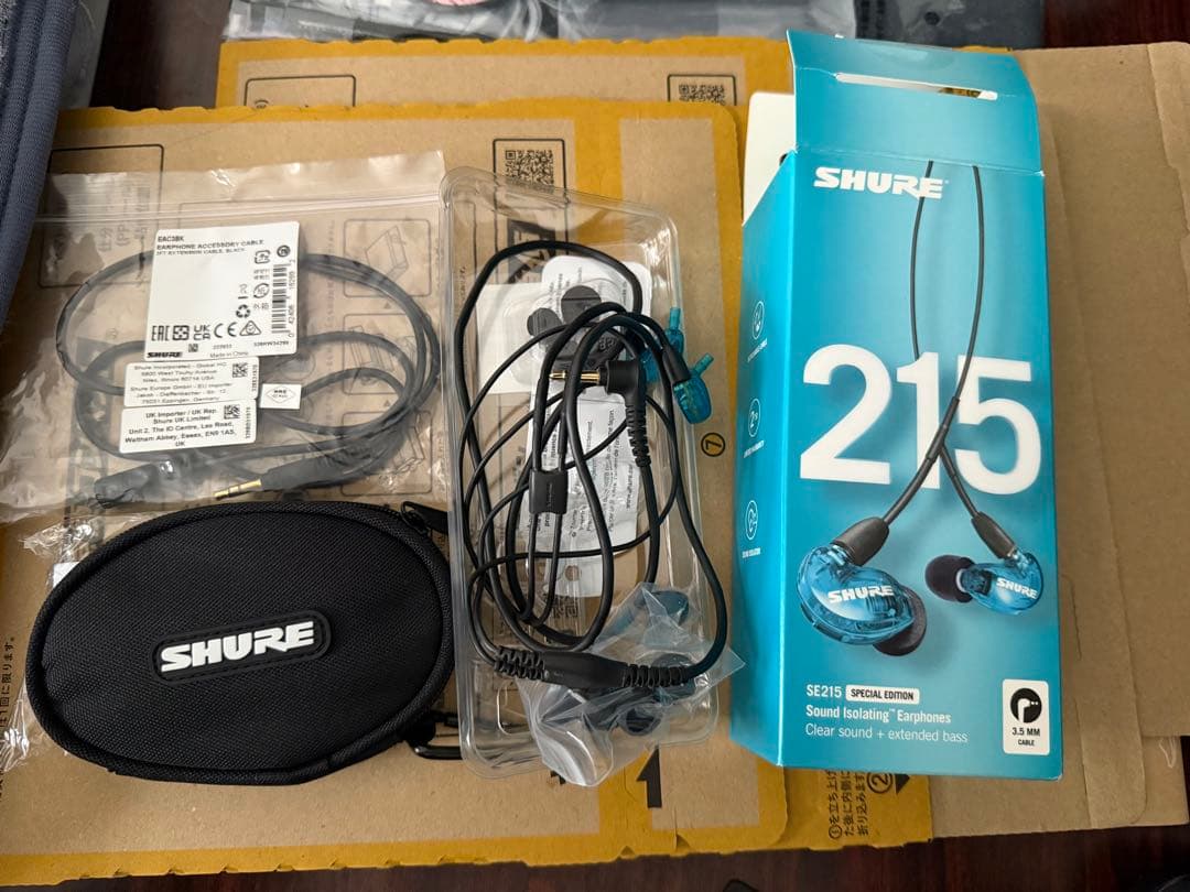 SHURE SE215 クリアブルー イヤホン おまけ付き - メルカリ