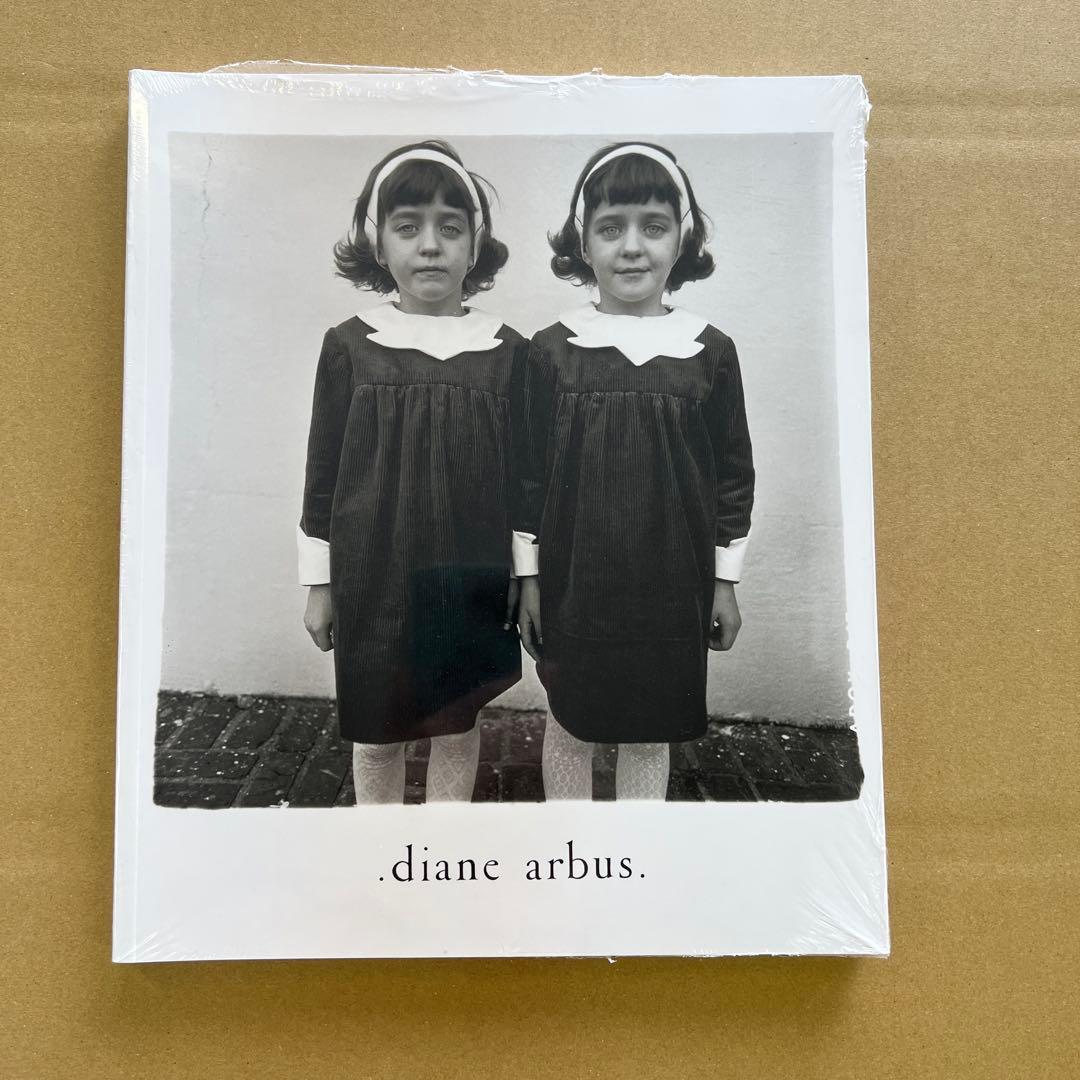 Diane Arbus ダイアン•アーバス　写真集　ドイツ語版 Diane Arbus Revelations / Diane Arbus(ダイアン・アーバス