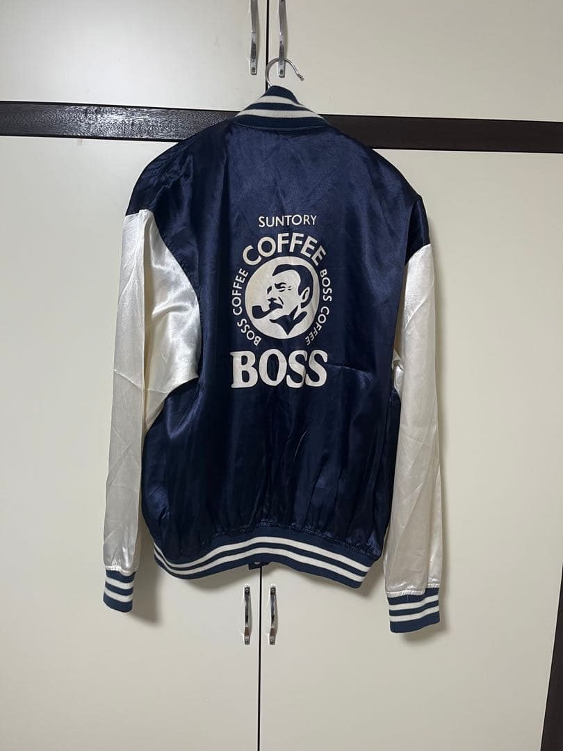 BOSS コーヒー ロゴ スタジャン ネイビー - メルカリ