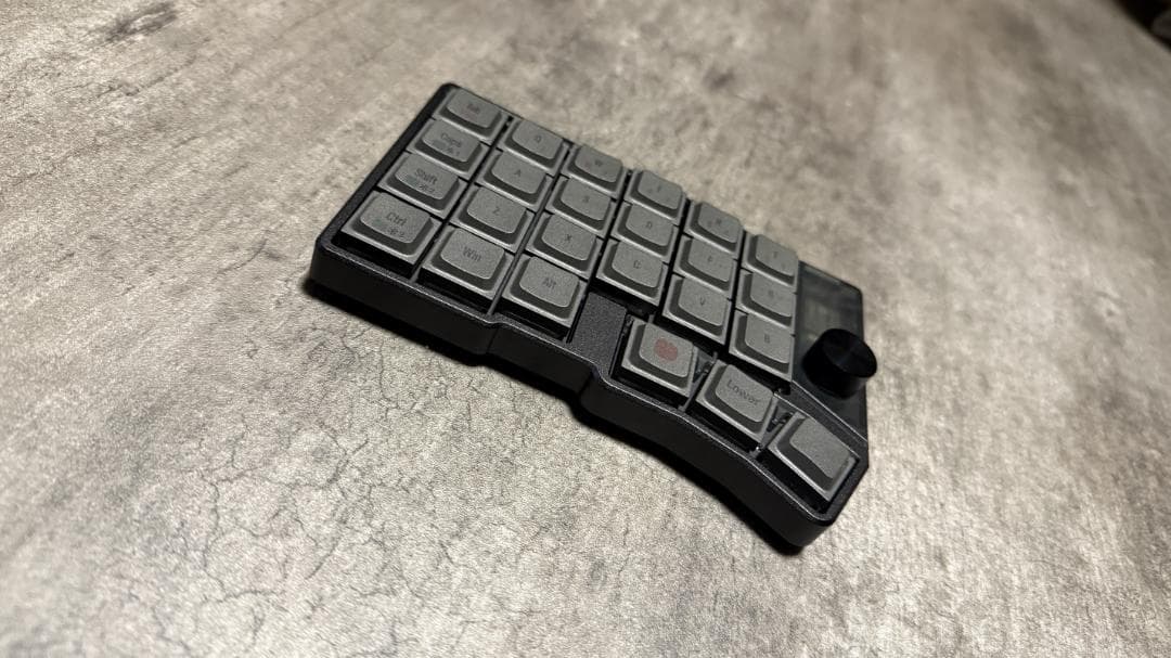 Cornix LP New Black + LAKキーキャップ + キープラー - メルカリ