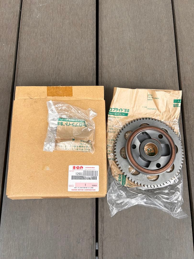 スズキGSX400Eゴキ純正部品 ワンウェイクラッチ SUZUKI GSX400E ワンウェイクラッチギア スズキ
