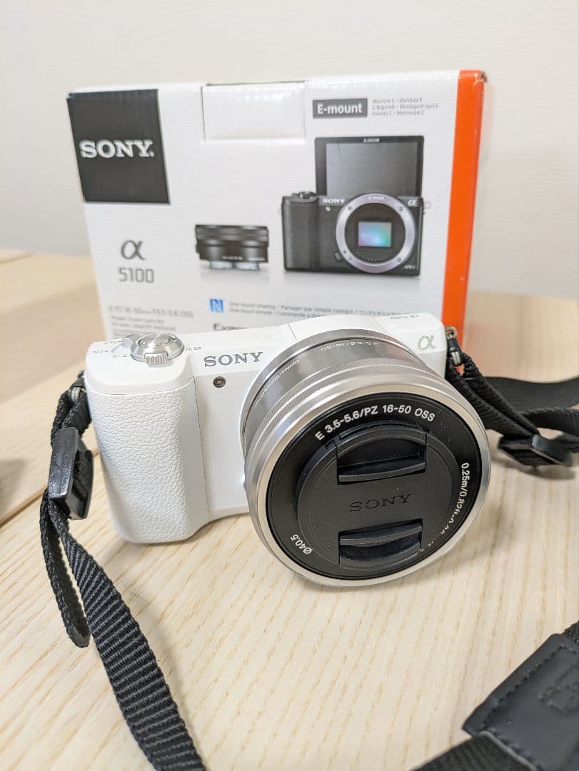 SONY α5100 デジタル一眼レフカメラ レンタル] ソニー α5100 ダブルズームレンズキット ミラーレス一眼
