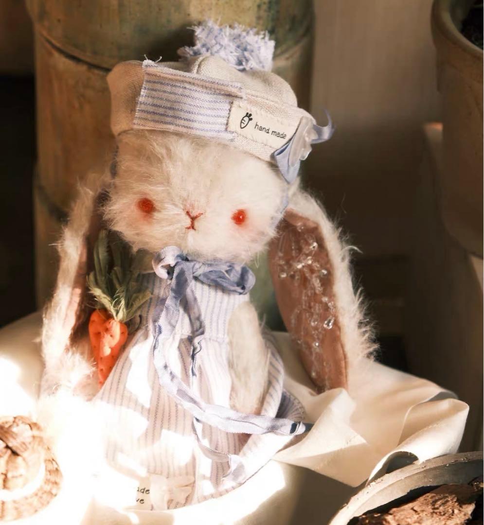 輝くお耳のうさぎ アーティストベア 海外作家様 ハンドメイド