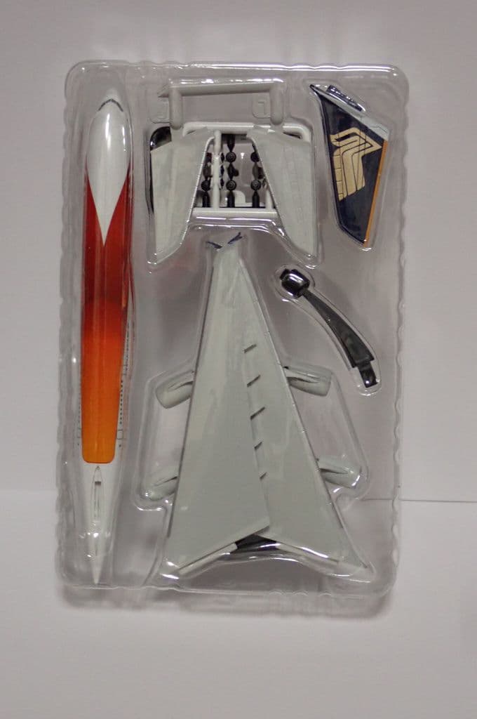 猛*魂様 世界のエアライン シンガポール空港ウイングキット