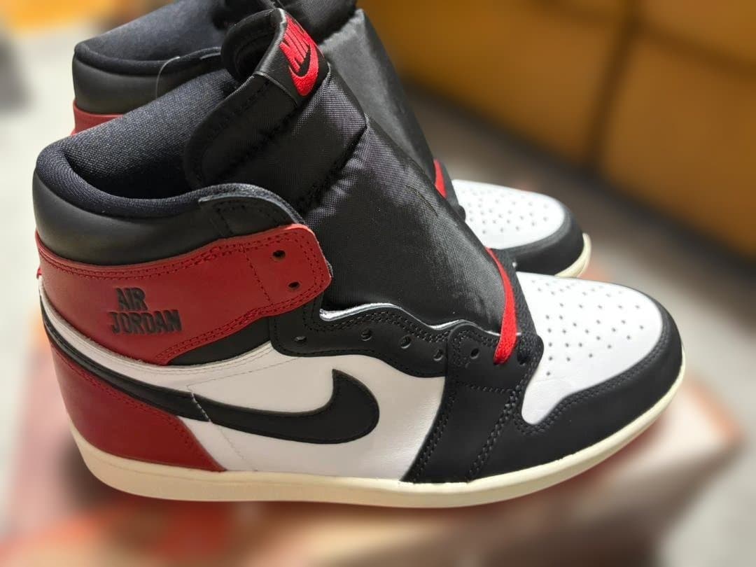 ナイキ エアジョーダン1 レトロ ハイ OG \"ブラックトゥリイマジンド\" Nike Air Jordan 1 Retro High OG “Black Toe Reimagined”が国内5月15