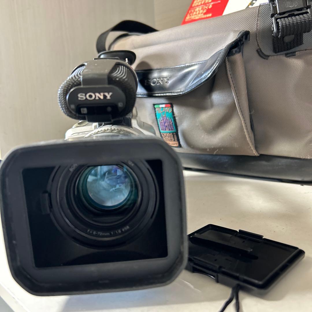 ジャンク/故障品】ソニーDCR-VX2000 ビデオカメラ＋AC-VQ850 - メルカリ