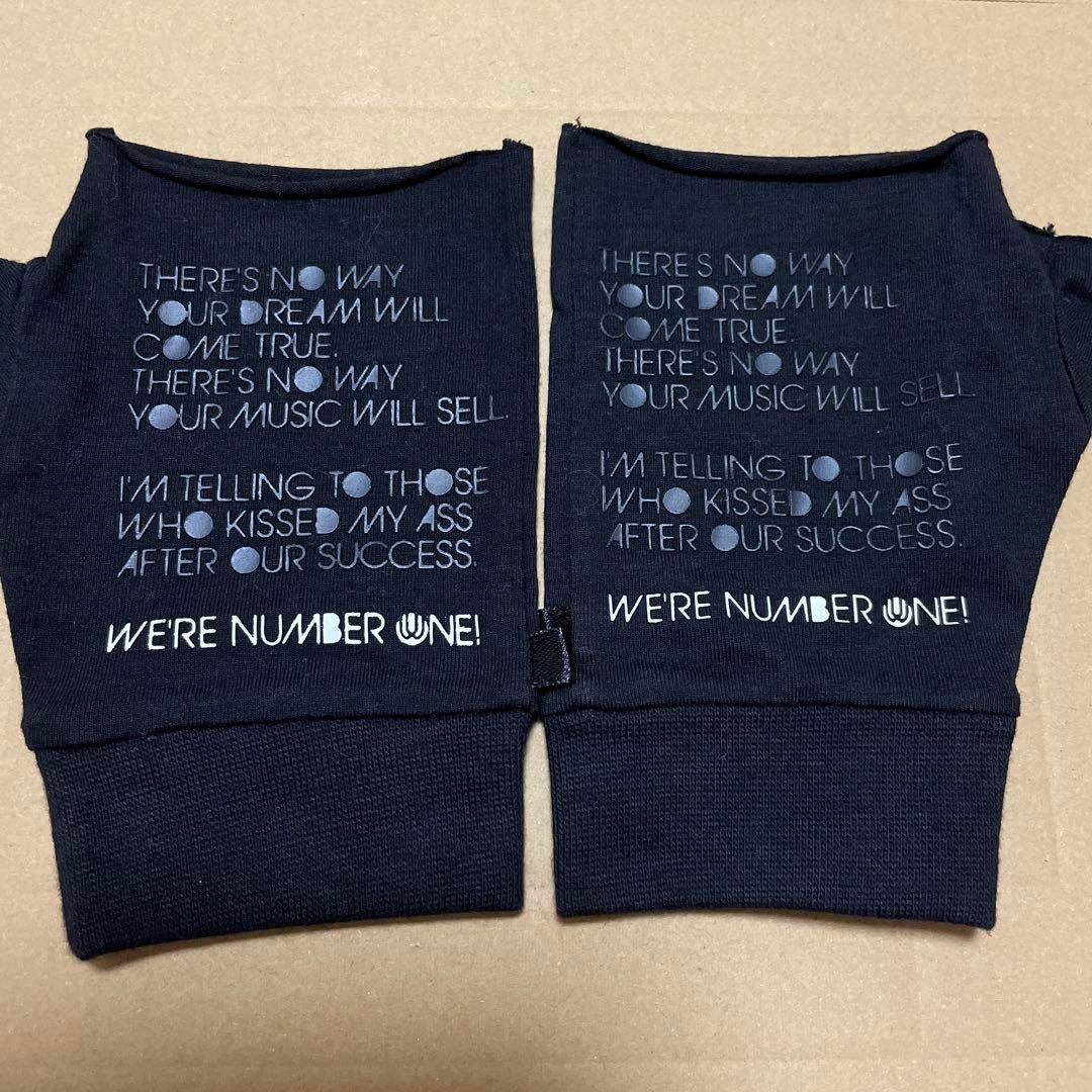 UVERworld グローブ No.1 - メルカリ