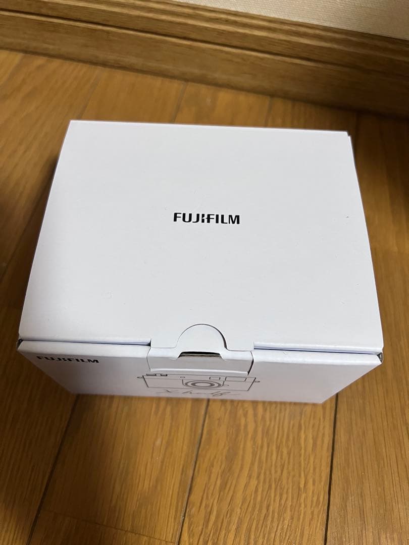 X half FUJIFILM X-HF1 シルバー＋ UVフィルター