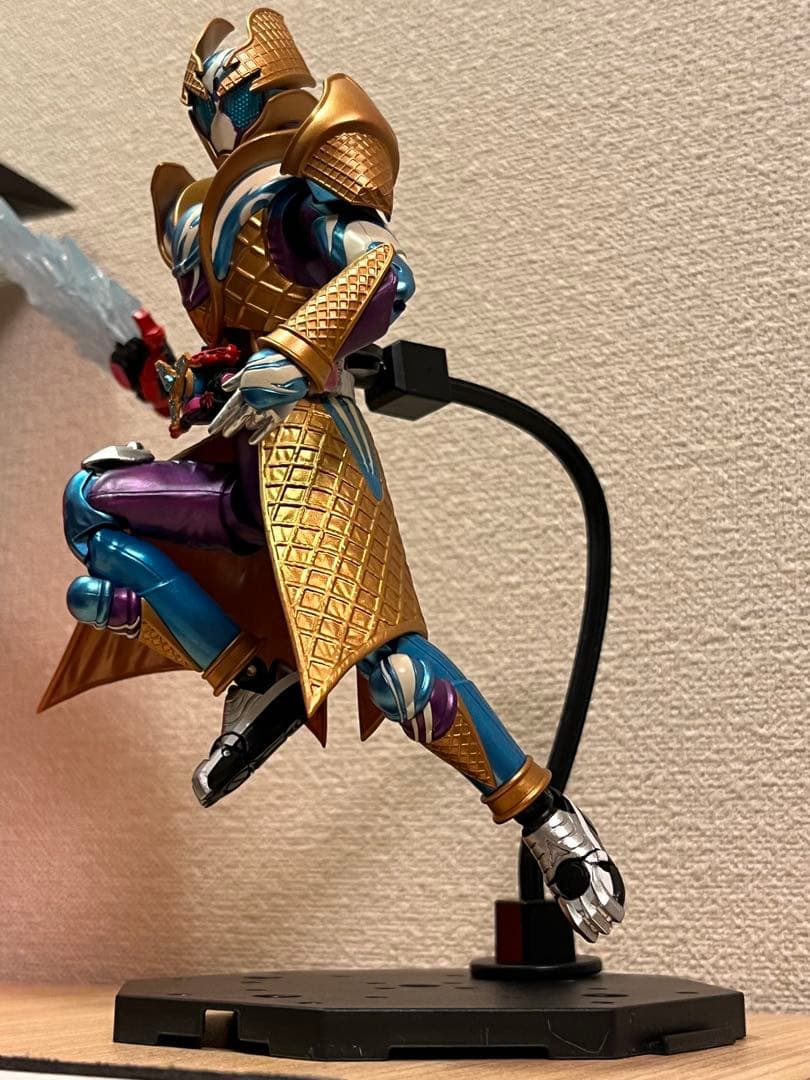 S.H.Figuarts 真骨彫製法　仮面ライダーファイズ アクセルフォーム